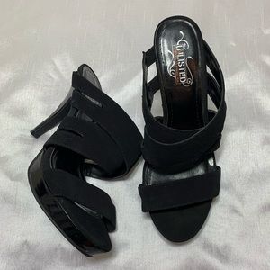 UNLISTED A KENNETH COLE PRODUCTION BLACK HEELS